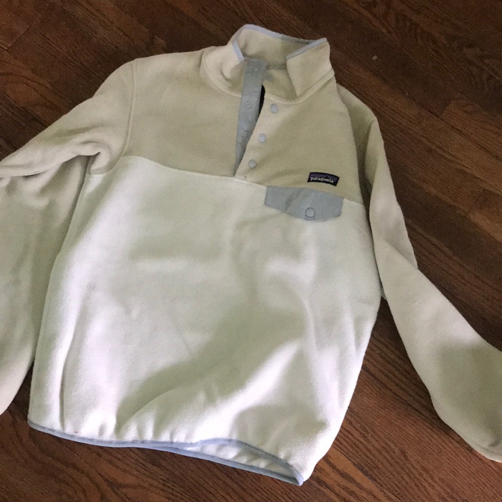 Never worn Patagonia size small